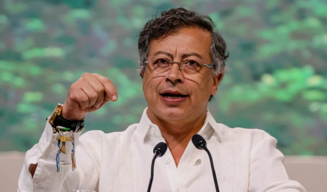 El reportaje de la revista colombiana asegura que el tratamiento contra Petro forma parte de la doctrina Trump.