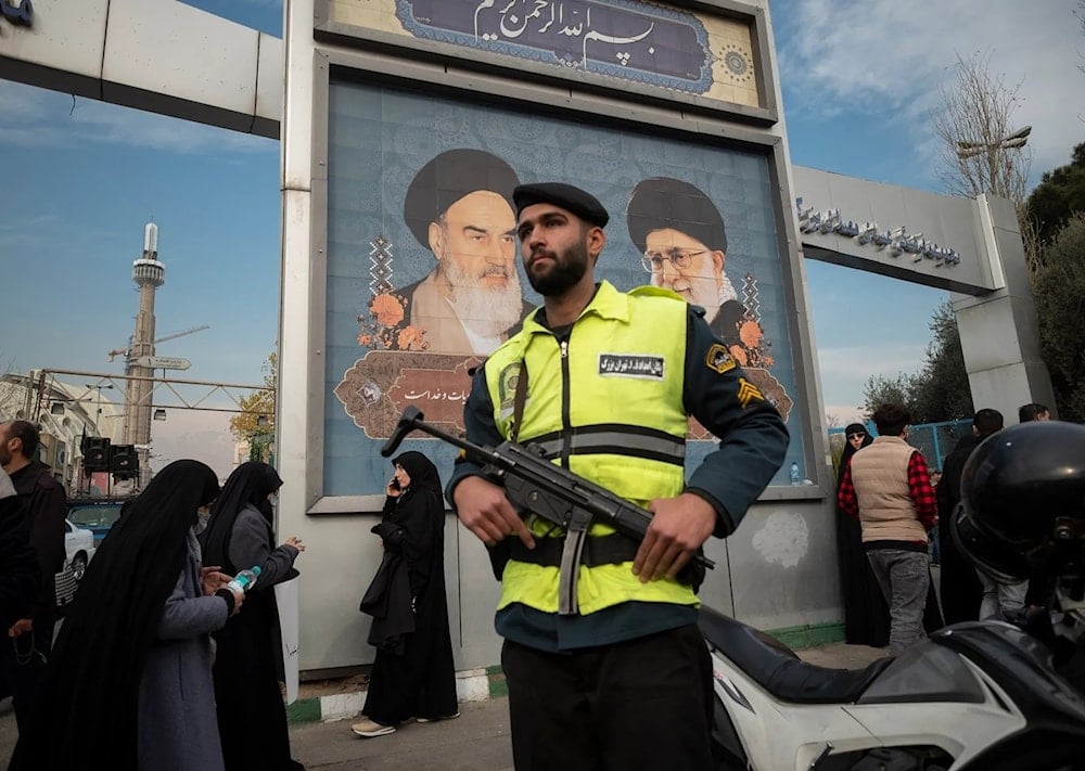 El CGRI informó que varios miembros de la red fueron arrestados y se encuentran bajo investigación.