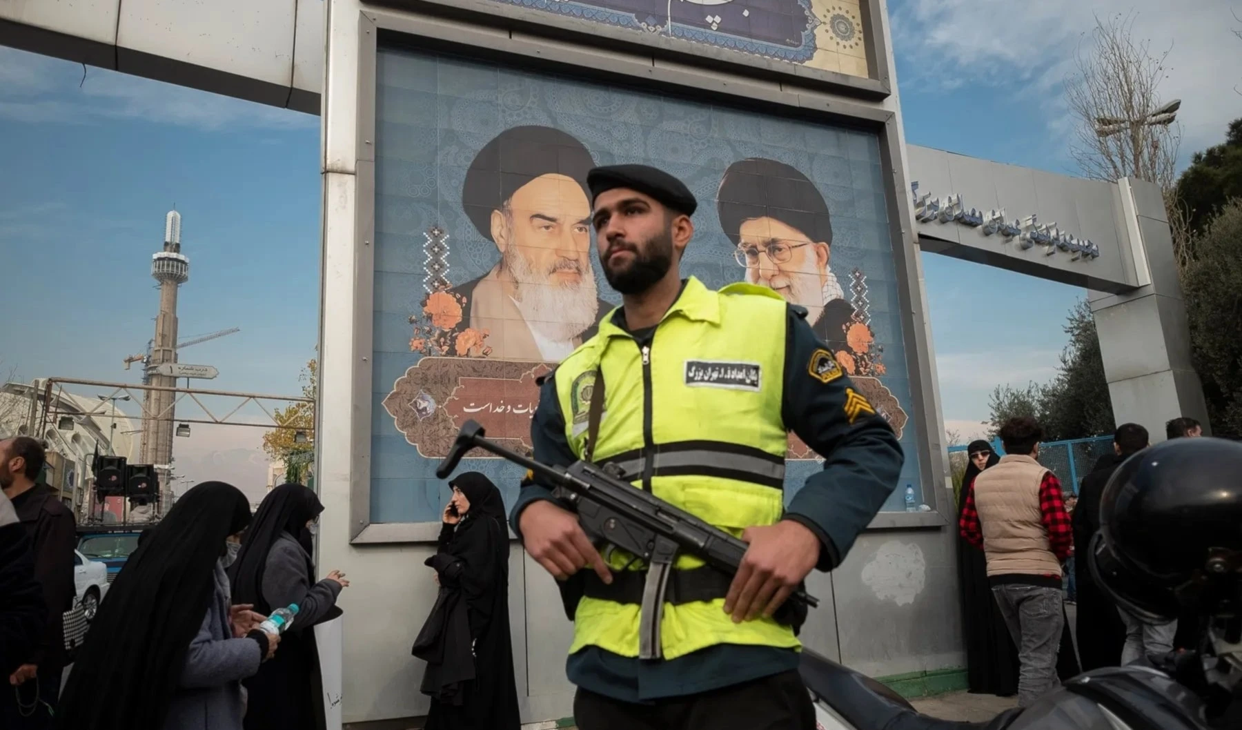 El CGRI informó que varios miembros de la red fueron arrestados y se encuentran bajo investigación.