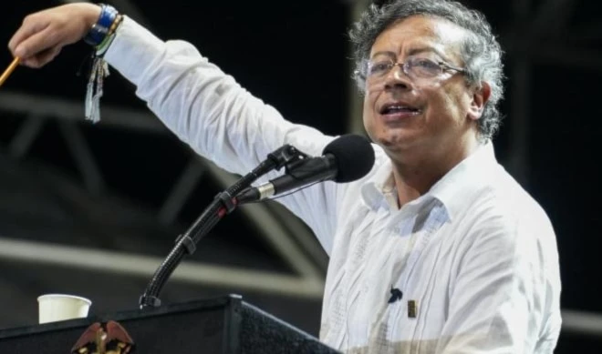 Petro suspende cooperación de inteligencia con EE. UU. por ataques en el Caribe