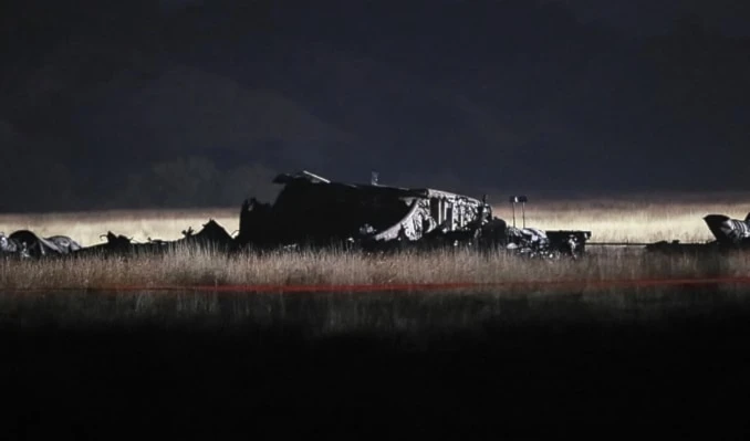 Restos del avión de las fuerzas armadas turcas en el lugar donde se desplomó el miércoles 12 de noviembre de 2025, en la municipalidad de Sighnaghi, Georgia. (Foto: AP)