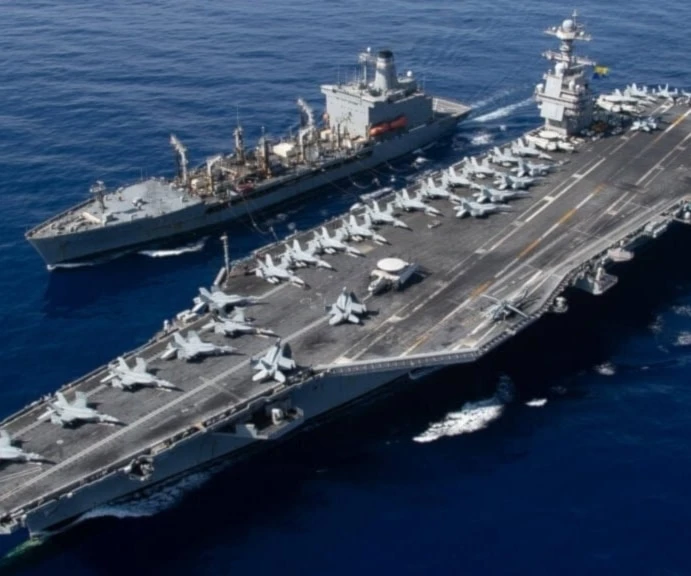 Ingreso del Portaaviones USS Gerald Ford y su escolta en aguas del Comando Sur (Foto: Archivo)