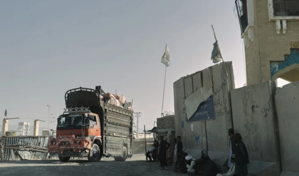 Afganistán prohíbe importación de medicamentos procedentes de Pakistán