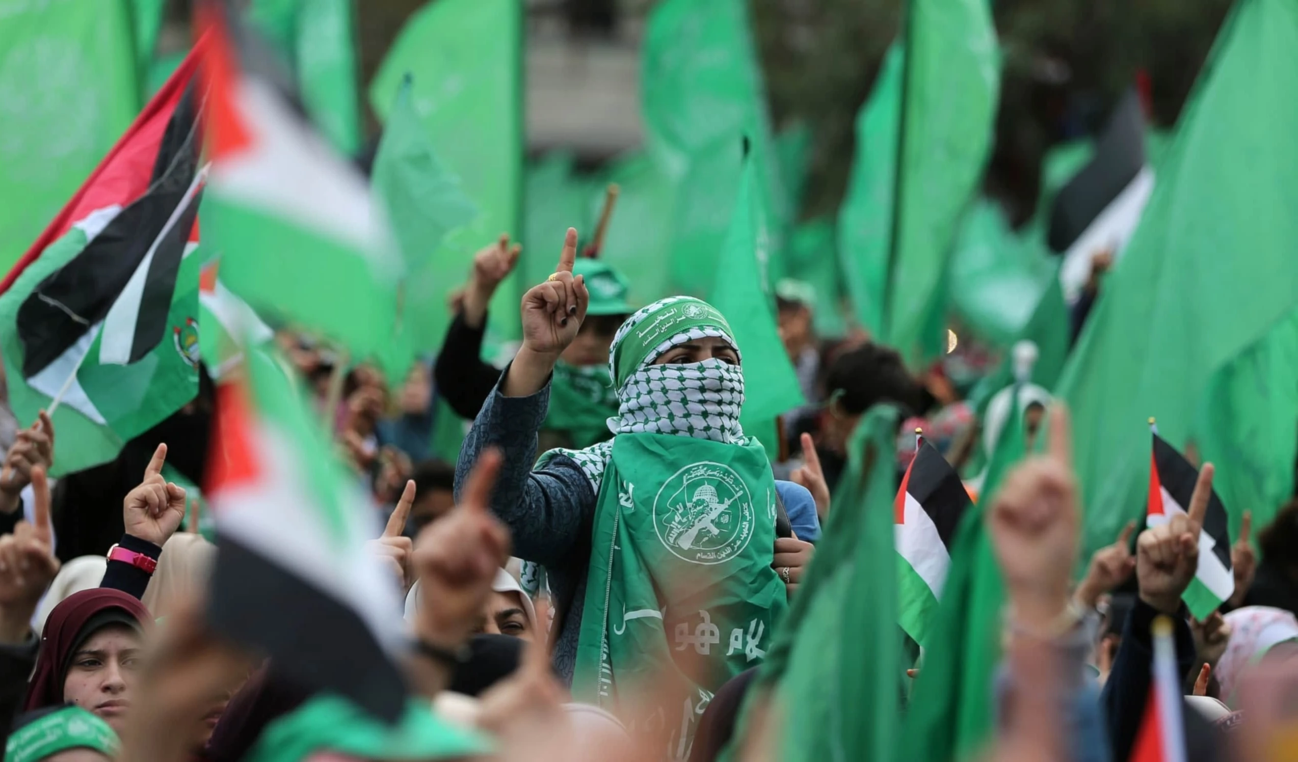 Hamas exhortó a la comunidad internacional a actuar de inmediato para detener a la entidad israelí, violadora de todas las leyes internacionales y religiosas.