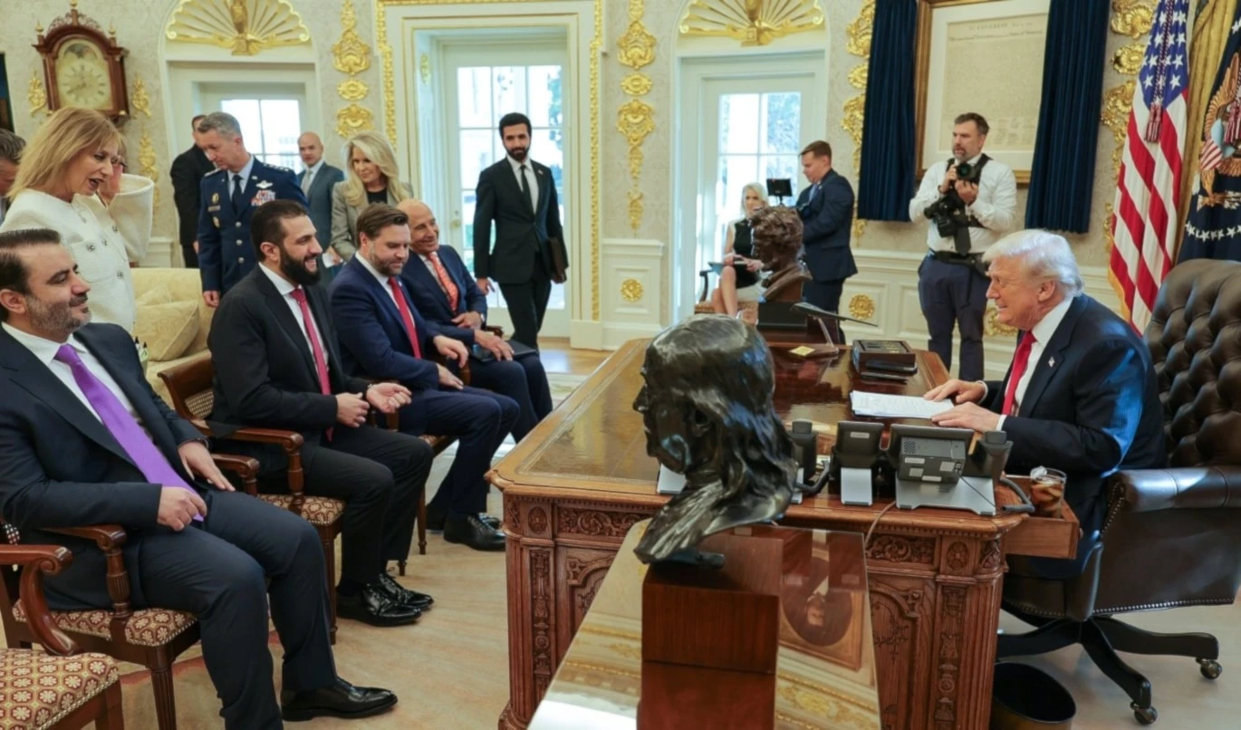 ​Trump recibió esta semana en la Casa Blanca a Al-Shaara y su delegación. (Foto: AFP)