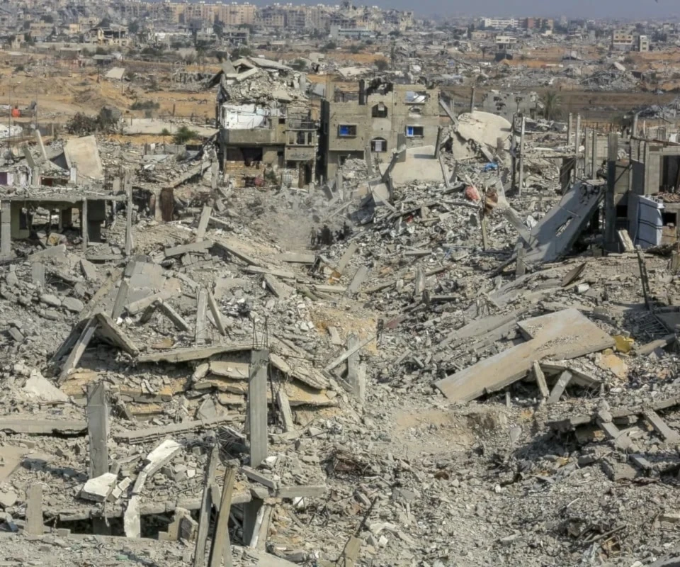 La Franja de Gaza está prácticamente reducida a escombros tras dos años de constantes bombardeos israelíes.