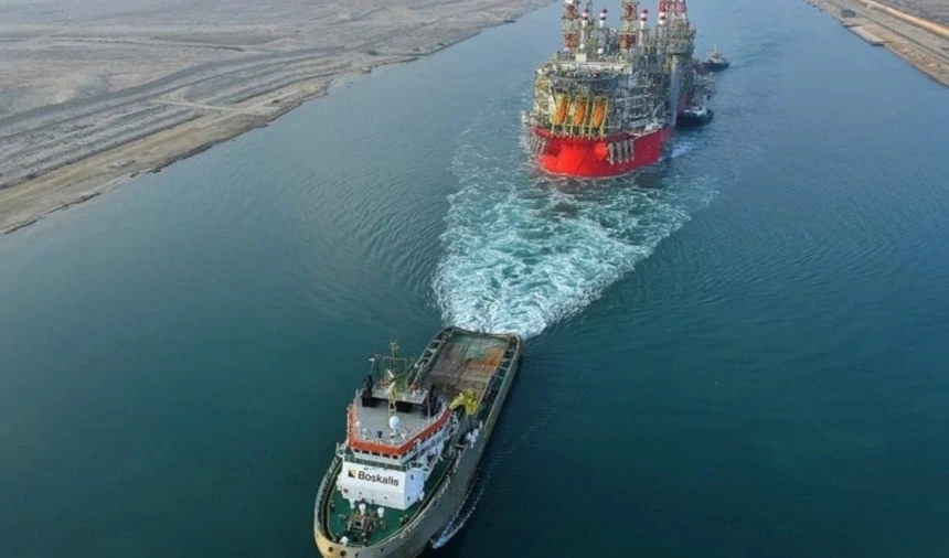 Canal de Suez prevé normalidad en el tránsito para enero de 2026