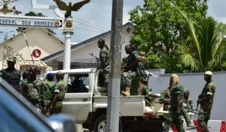 Costa de Marfil refuerza frontera ante llegada de refugiados de Malí