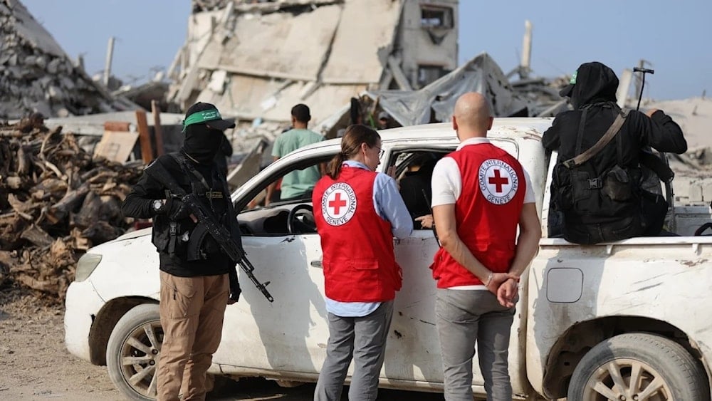Resistencia palestina entrega a la Cruz Roja cuerpo del cautivo israelí Mini Godard.