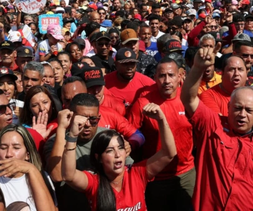 Diosdado Cabello resalta la unidad del pueblo venezolano en defensa de la paz y la Revolución
