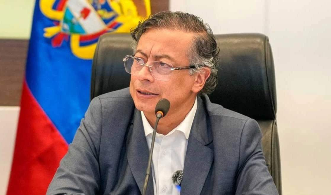 Petro destaca incautación de 7.5 toneladas de droga sin muertes