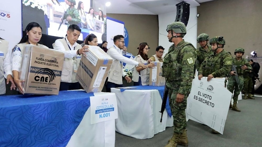 Ecuador vota en medio de crisis y militarización (Foto: @cnegobec)