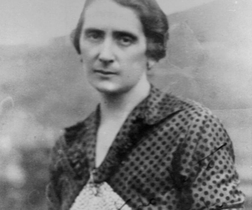 Dolores Ibárruri, Pasionaria revolucionaria y pionera