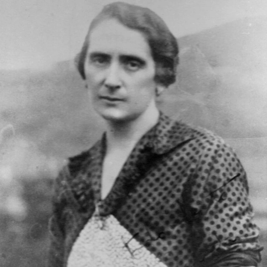 Dolores Ibárruri, Pasionaria revolucionaria y pionera