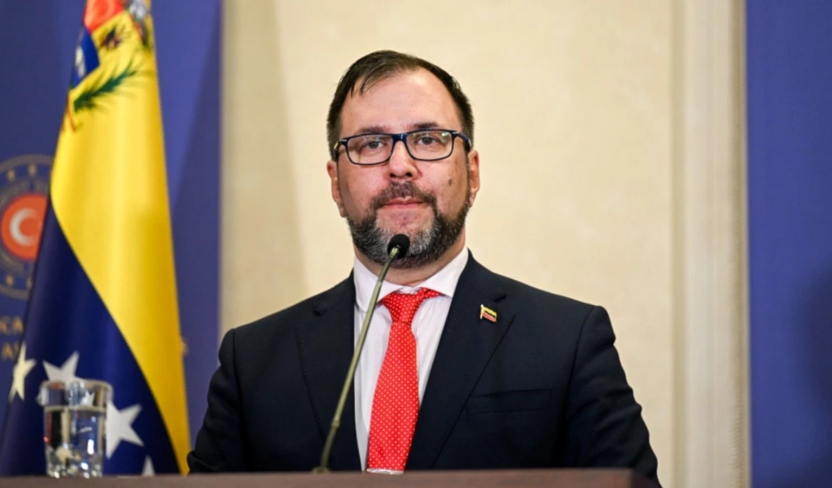 El canciller enfatizó que el pueblo venezolano “responderá con dignidad y unidad” ante cualquier intento de intervención.