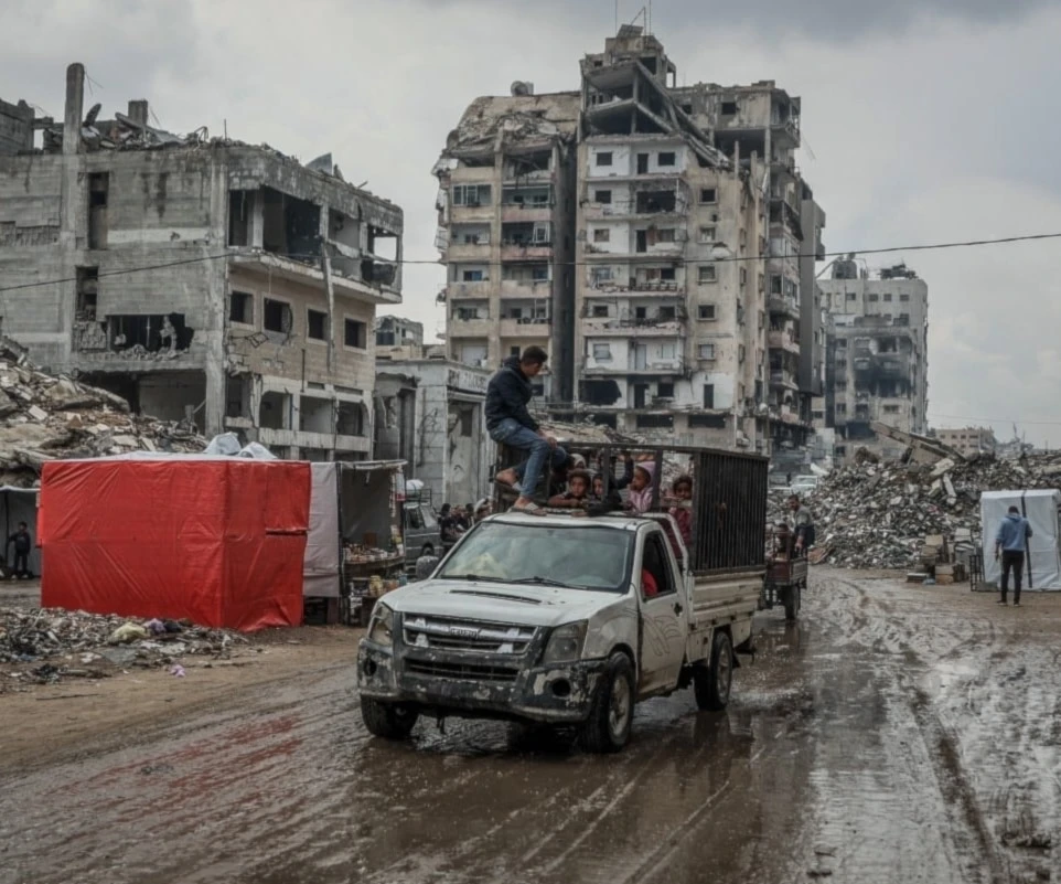 Hamas: El silencio internacional frente a las violaciones israelíes profundiza la crisis para más de dos millones de palestinos en Gaza.