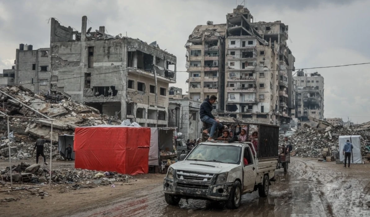 Hamas: El silencio internacional frente a las violaciones israelíes profundiza la crisis para más de dos millones de palestinos en Gaza.