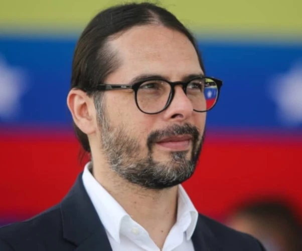 Venezuela y Rusia avanzan en plan contra guerra comunicacional