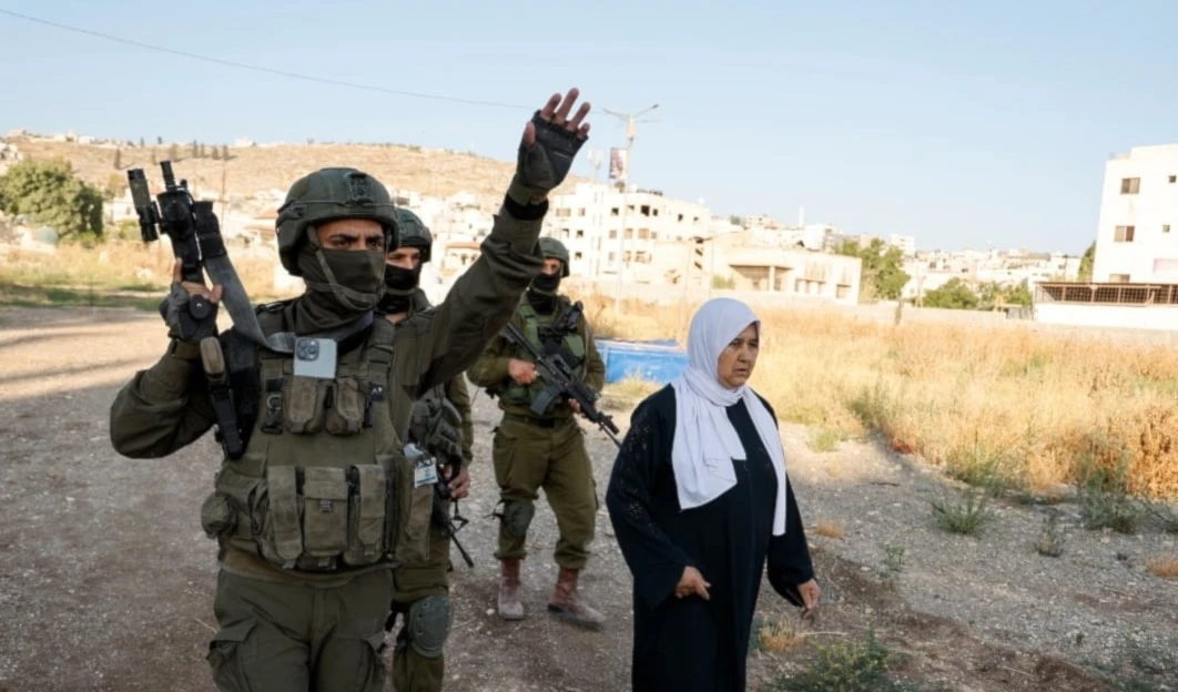 Fuerzas israelíes arrecian incursiones en Cisjordania ocupada.