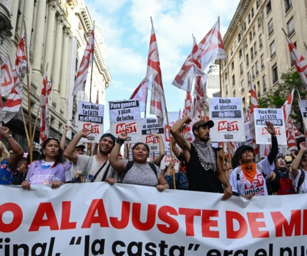 En 23 meses de gobierno de Javier Milei el pueblo argentino ha protagonizado varias manifestaciones en contra de sus políticas.