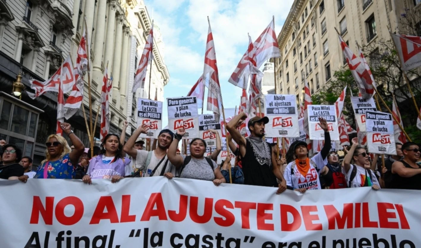 En 23 meses de gobierno de Javier Milei el pueblo argentino ha protagonizado varias manifestaciones en contra de sus políticas.