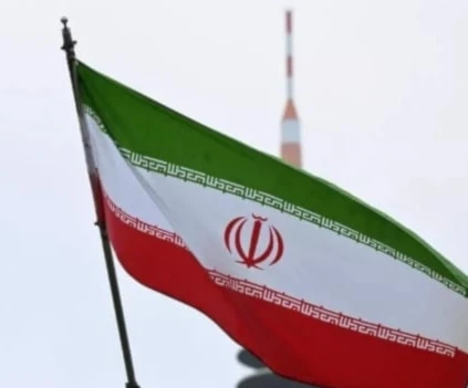 El rechazo iraní a negociar con Washington contrasta con su disposición a cooperar con la AIEA.