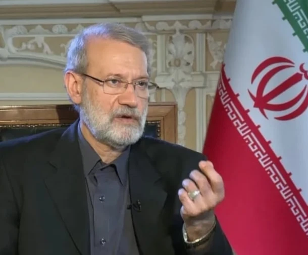 “El objetivo de los enemigos es muy claro: someter al pueblo iraní y quebrar su voluntad”, declaró Lariyani,.