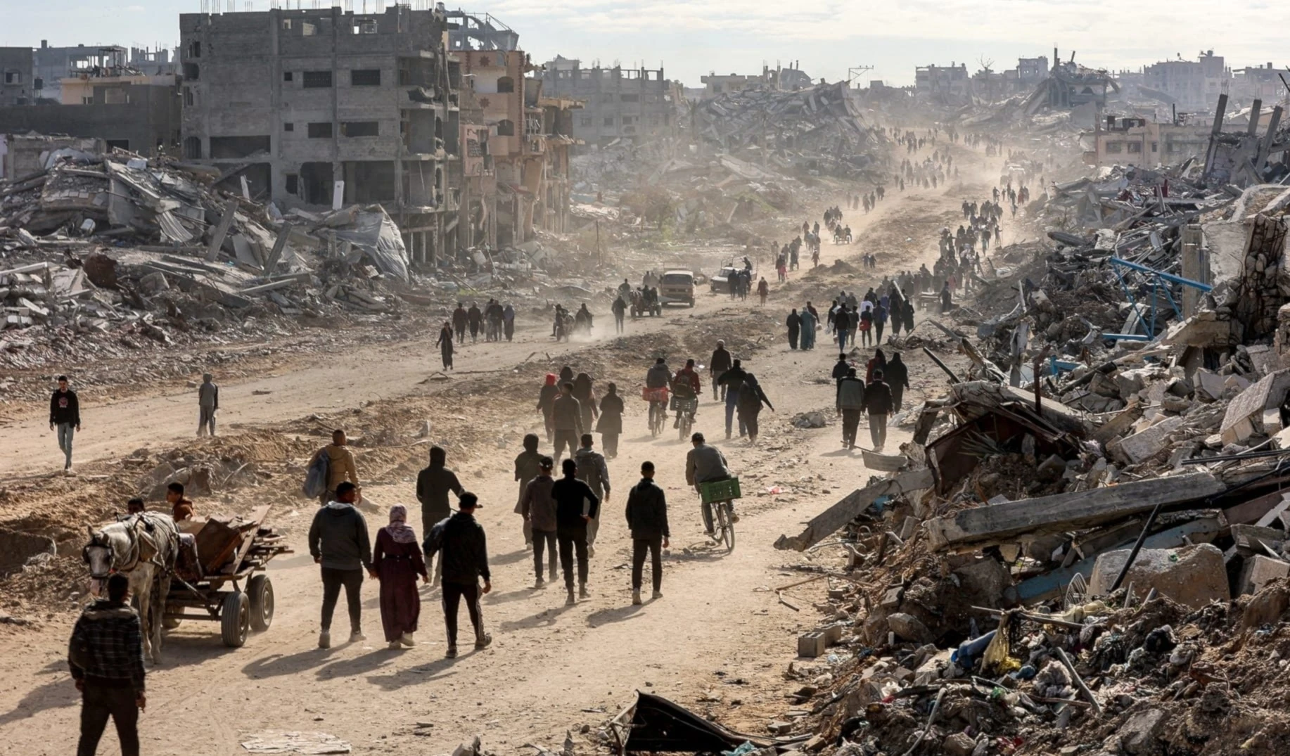 “Israel" bloquea proteínas básicas como carne, pollo y huevos, y permite menos del 9,4 por ciento del combustible acordado.