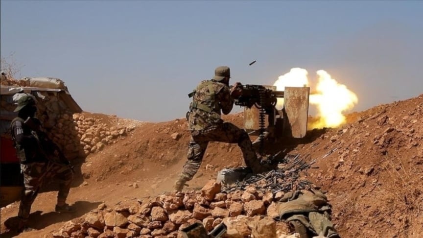 Tras varias horas de calma estallaron enfrentamientos centre las fuerzas del Ministerio de Defensa del gobierno de transición y las Fuerzas Democráticas Sirias en Raqqa.