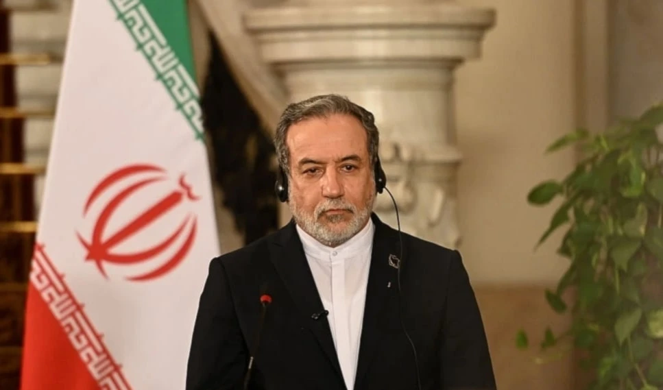 Araghchi:Teherán sigue dispuesto al diálogo, pero exigió respeto mutuo y fin de las presiones coercitivas.