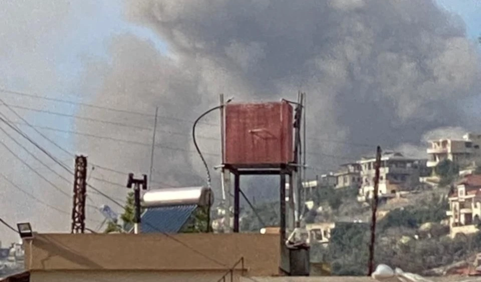 En la región de la Bekaa, la ocupación atacó con misiles las alturas que rodean las ciudades de Taria y Shamstar.