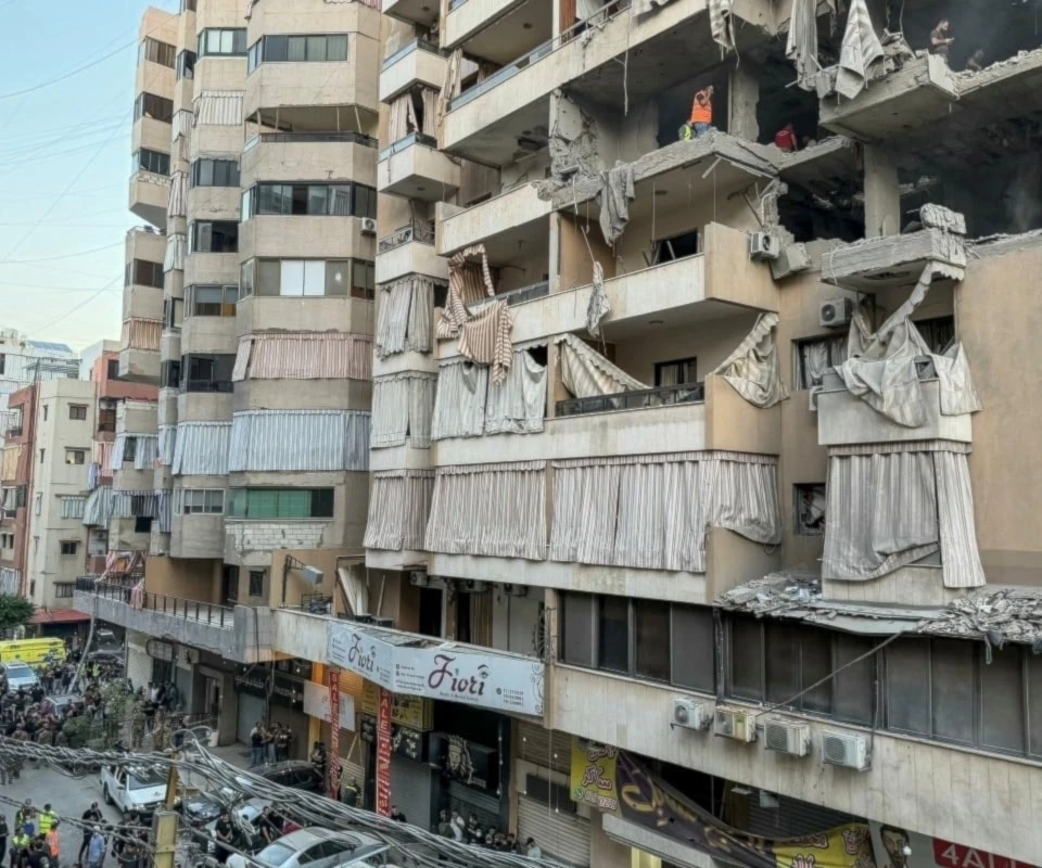 Lugar del ataque israelí contra el suburbio sur de Beirut, la capital del Líbano (Foto: AFP)