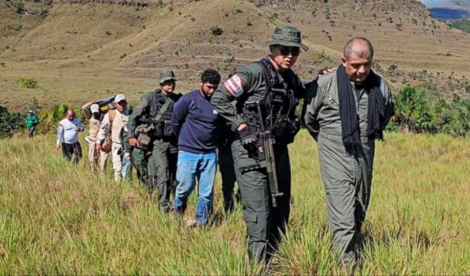 Fuerza Armada Nacional neutraliza aeronave en sur de Venezuela