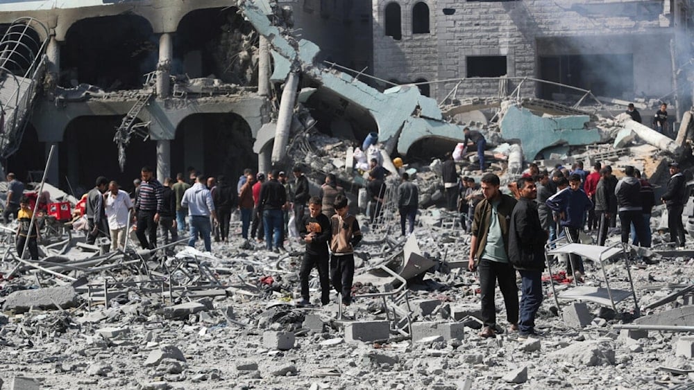 El ejército israelí atacó viviendas en las cercanías de la rotonda de Zayed, al este de Beit Lahia, en el norte del enclave.