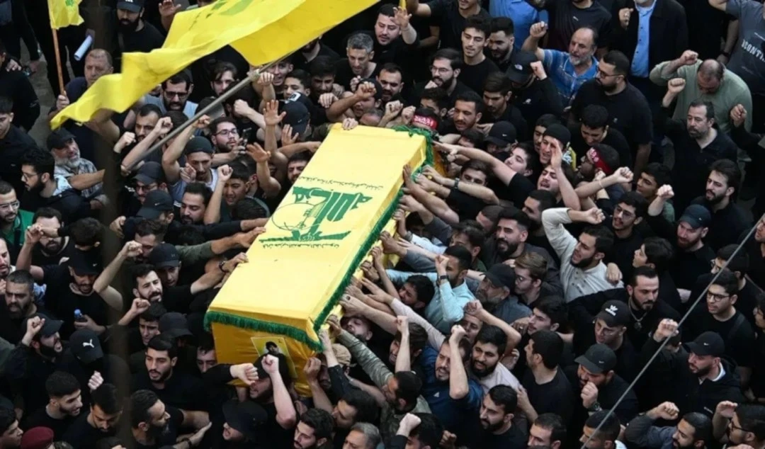 Hizbullah: El martirio del comandante al-Tabatabai no hará retroceder a la resistencia ni la disuadirá de completar lo que comenzó.