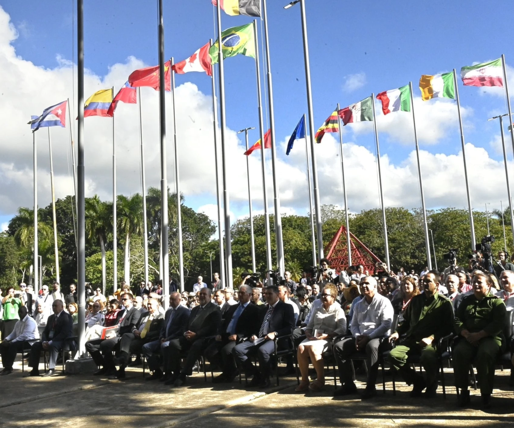 Cuba impulsa desarrollo económico y cooperación en FIHAV 2025