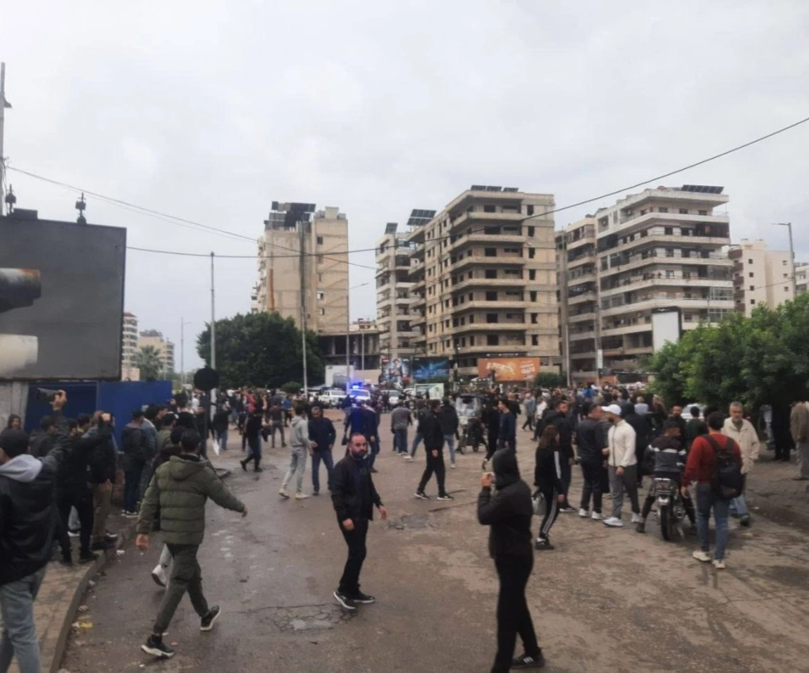 Las recientes manifestaciones reflejan la creciente frustración social en regiones controladas por la autoridad transitoria siria.