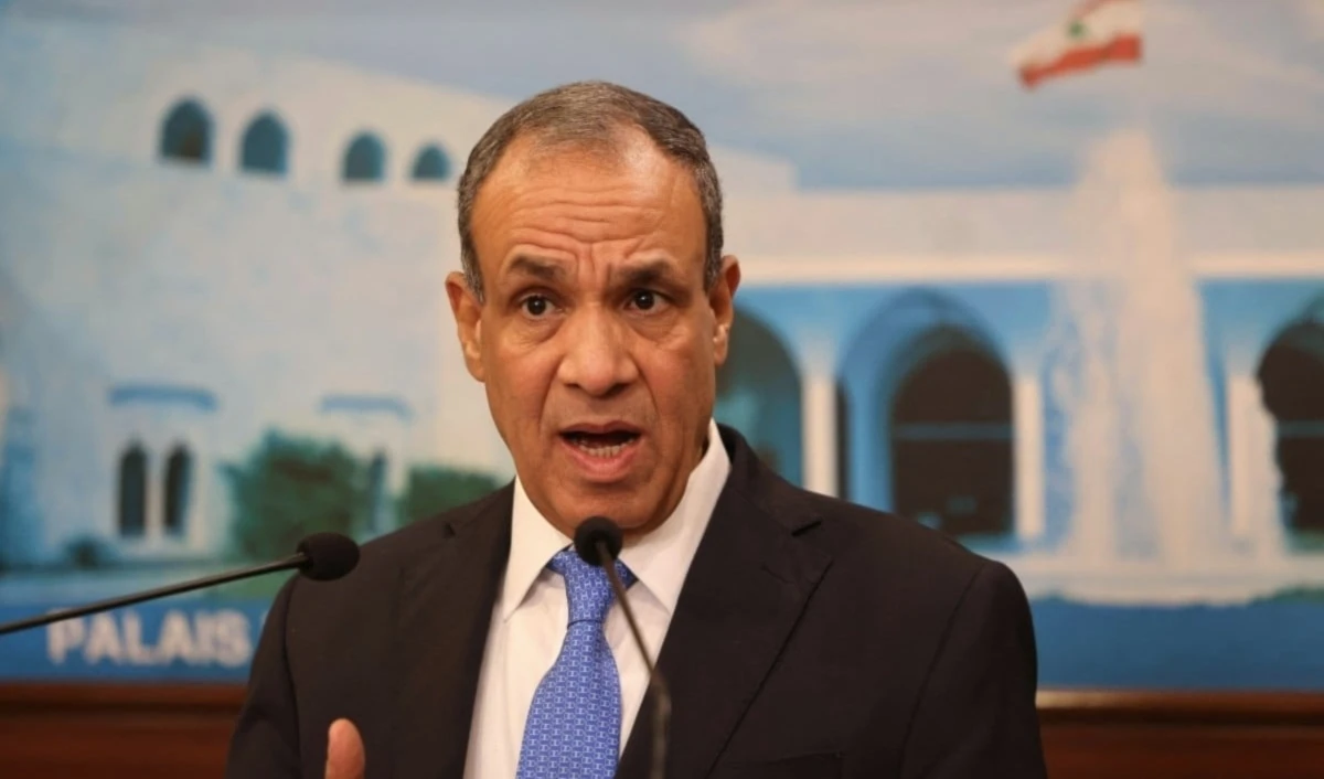 El ministro expresó su apoyo al presidente Aoun y a la iniciativa del ejército libanés para asumir el control de los puntos ocupados en el sur del país.