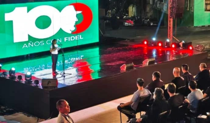 Cuba rinde homenaje a Fidel Castro en aniversario de partida física. Foto ACN