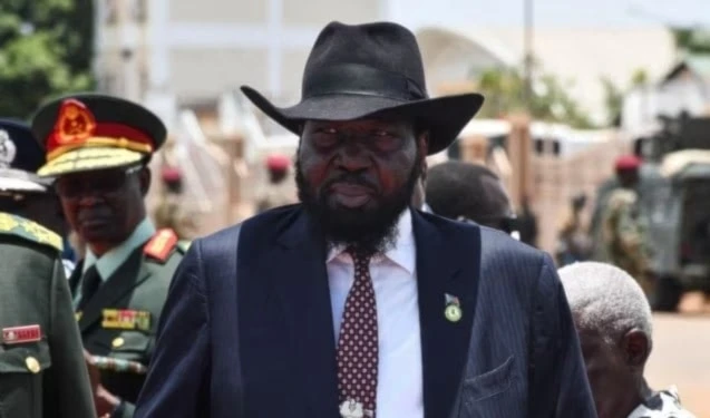 A principios de mes, Kiir también destituyó al vicepresidente Benjamin Bol Mail, considerado su sucesor preferido.