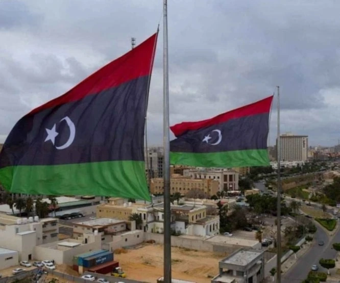 Libia sufre una ya añeja crisis política con dos gobiernos rivales en el este y el oeste del país.