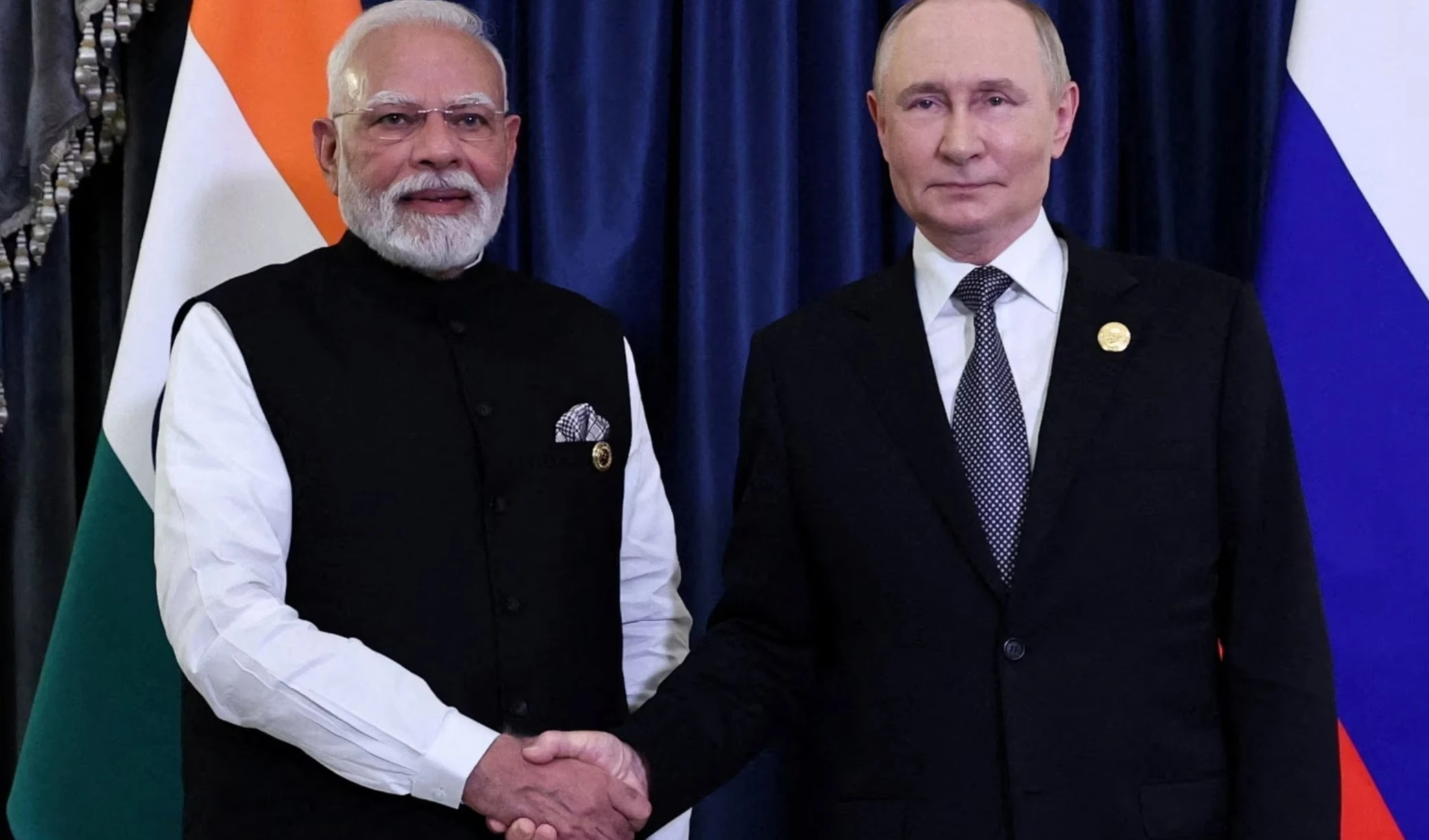 Vladímir Putin y Narendra Modi durante una reunión en el marco de la cumbre de la Organización de Cooperación de Shanghái (OCS) en Tianjin, China, el 1 de septiembre de 2025. (Foto: Reuters)
