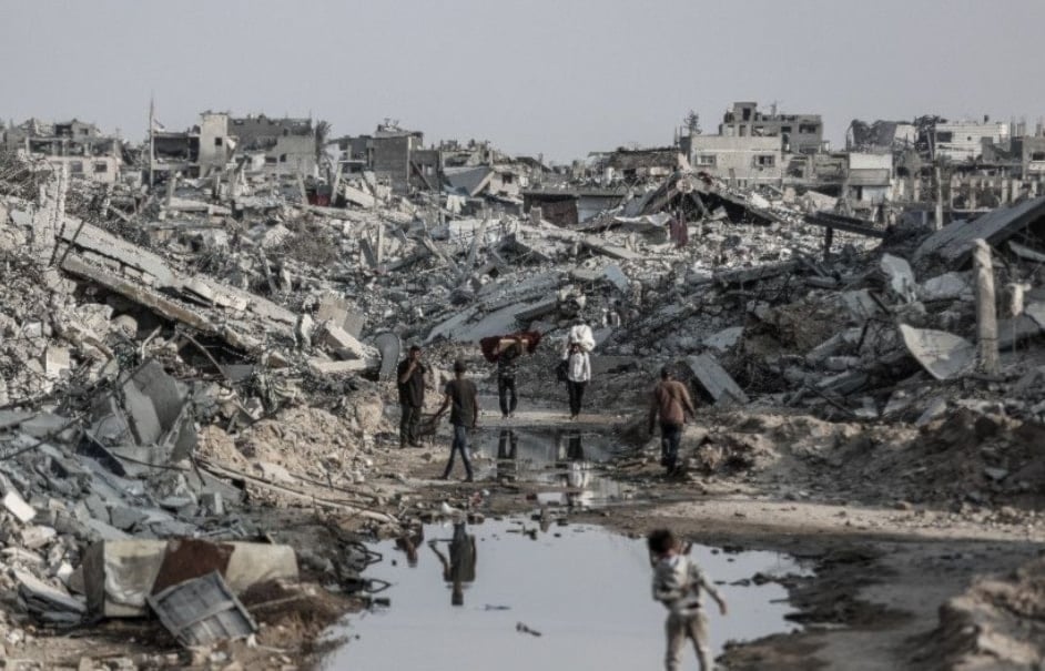 Los intensos bombardeos israelíes siguen destruyendo toda la Franja de Gaza. (Foto: AFP)