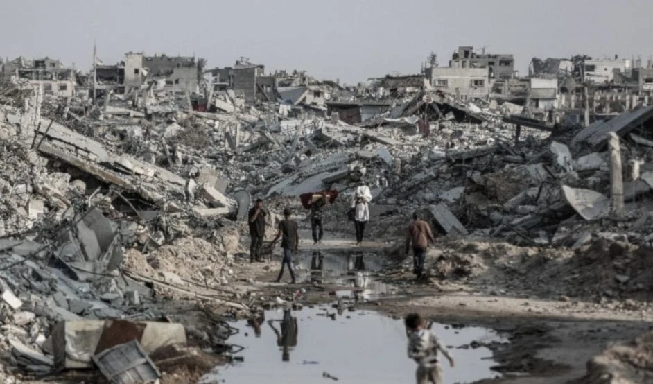Los intensos bombardeos israelíes siguen destruyendo toda la Franja de Gaza. (Foto: AFP)