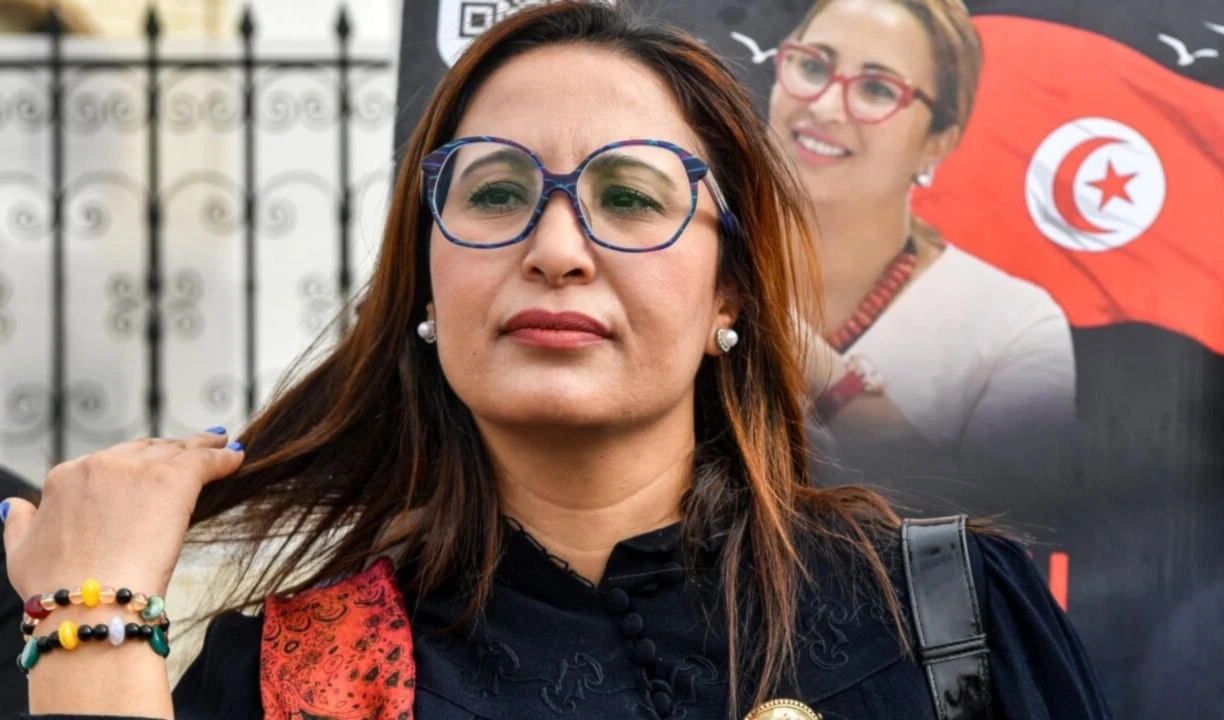 Policía de Túnez arresta a la opositora Chaima Issa (Foto: Archivo)