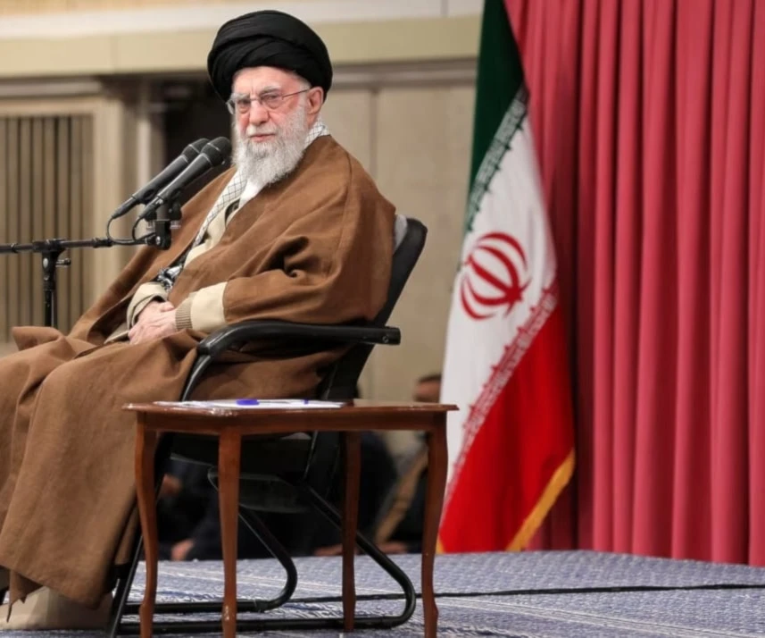 El líder supremo insistió en que Irán seguirá defendiendo su independencia y su soberanía.