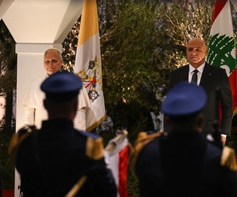 Hizbullah una carta de bienvenida al Papa León XIV, en la cual expresó su aprecio por su postura contra la injusticia y la agresión que sufre el Líbano.