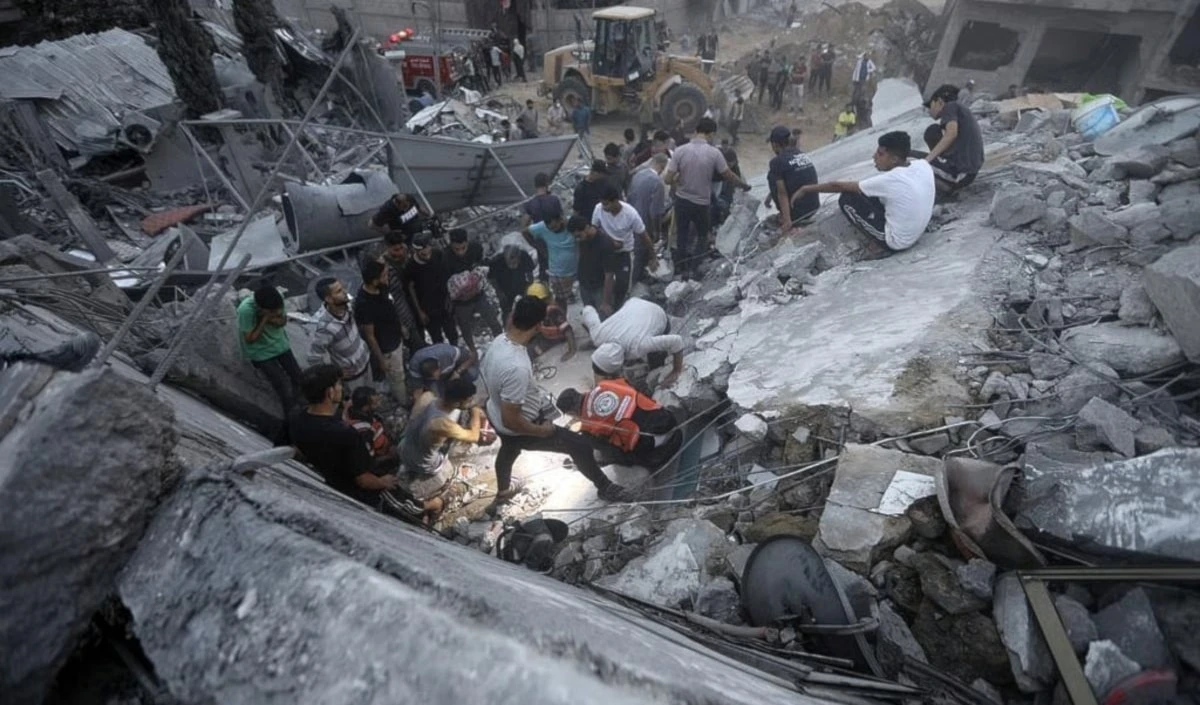 Más de 10 mil víctimas mortales yacen bajo los escombros de Gaza (Foto: Archivo)