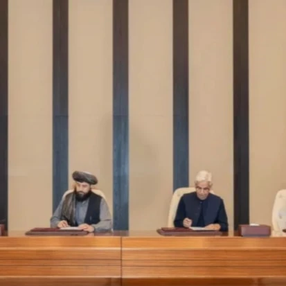 Ambas delegaciones firmaron un acuerdo de alto el fuego en Doha el 19 de octubre.