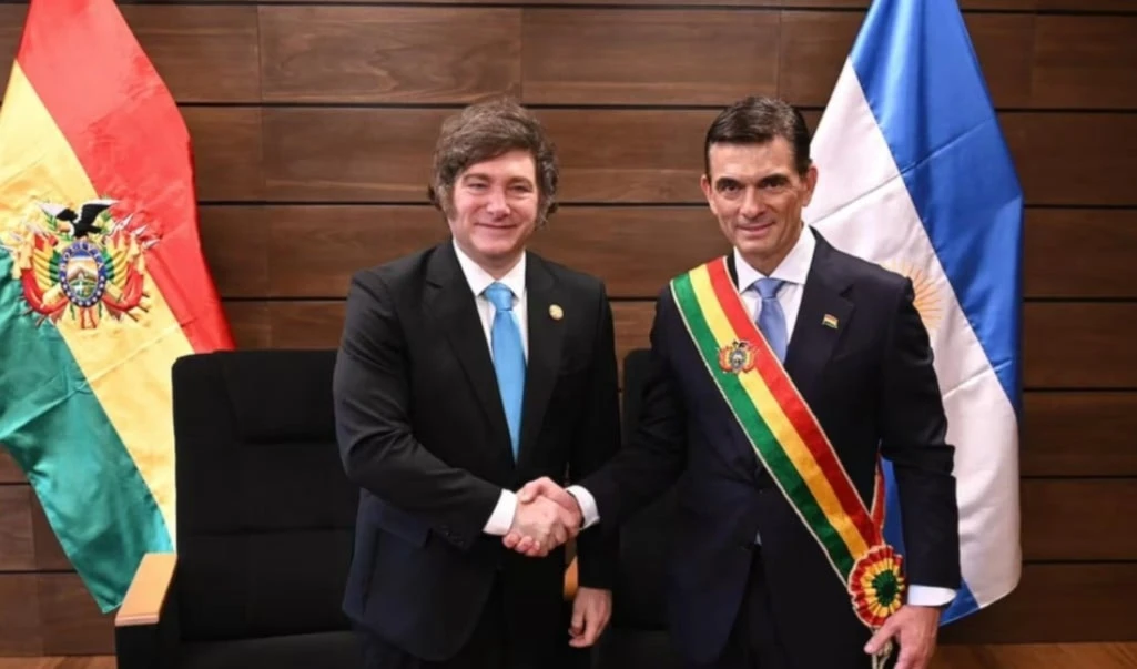 Después de otro viaje a EE.UU., Milei fue a La Paz para expresarle su apoyo al presidente electo.